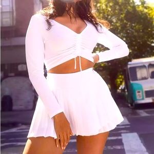 OFFLINE BY AERIE REAL ME
RUCHED LONG SLEEVE T-SHIRT White (XL)